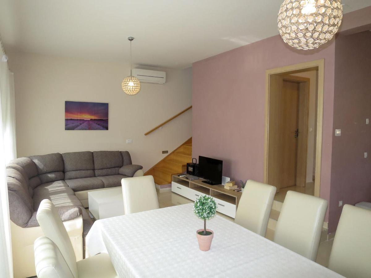 Hébergement de vacances Silvija - Zad107 By Interhome